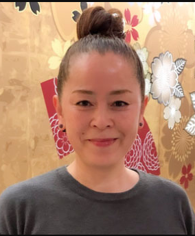山地 理恵